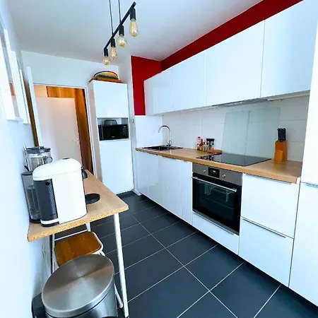 Appartement Charme et Douceur By UTA HOUSE à Saint-Denis  Extérieur photo
