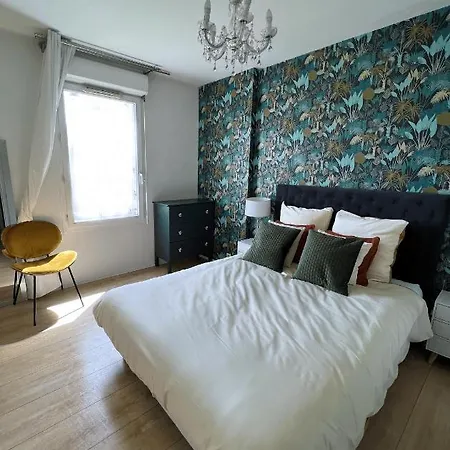 Appartement Charme et Douceur By UTA HOUSE à Saint-Denis  Extérieur photo